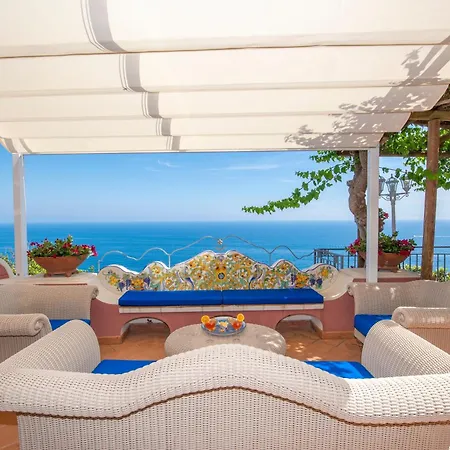 Luxury Soleluna Con Jacuzzi Willa Praiano