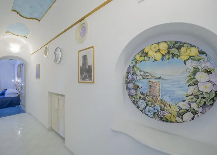 Luxury Soleluna Con Jacuzzi Villa